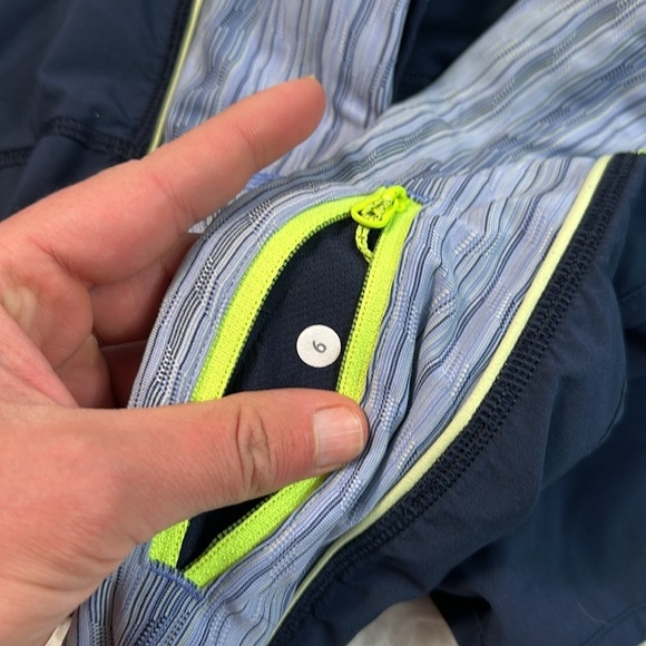 Lululemon Run: Speed Short *4-way Stretch Inkwell / Space Dye Twist Lullaby - Picture 5 of 7